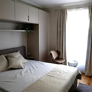  Bed and breakfast Le Ciel De - Montparnasse & Jardin Du Luxembourg Francia