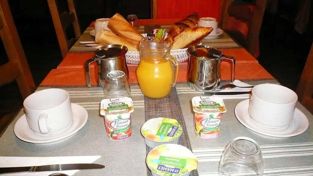 Hotel L'Europeen Ταρμπ 3*,  Γαλλία
